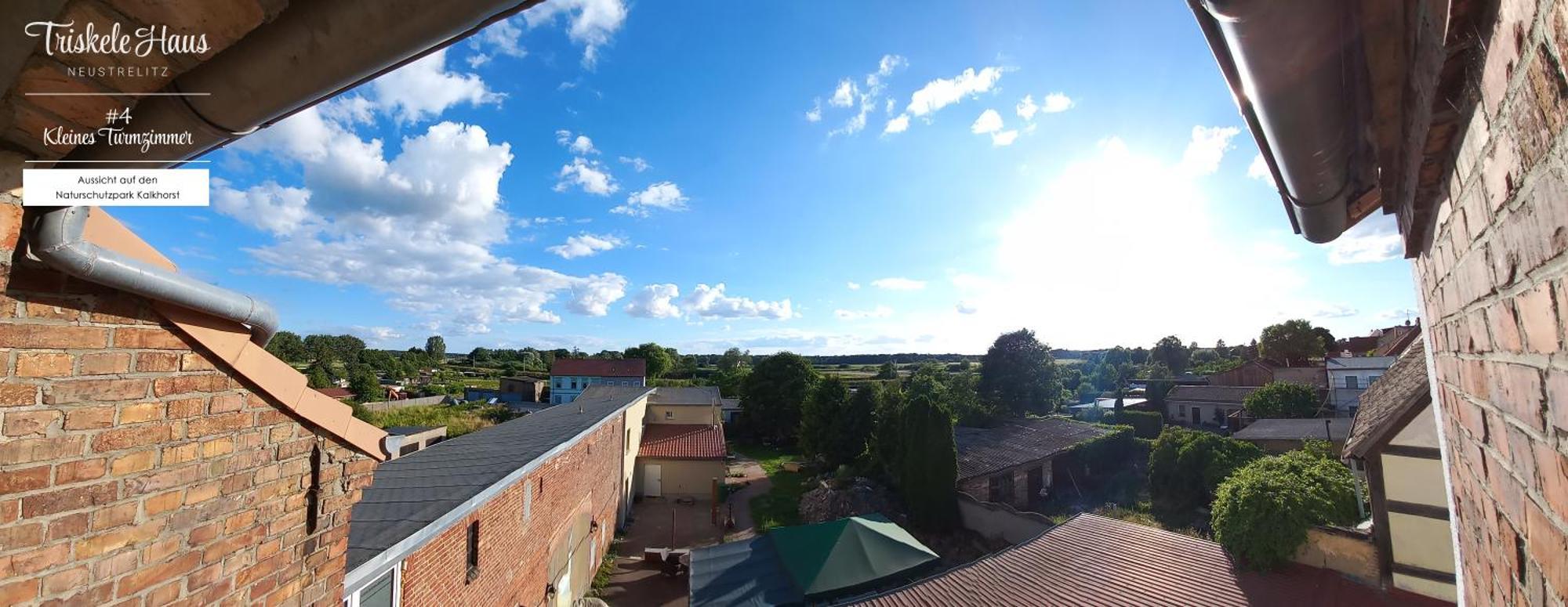Triskele Haus - Oekologisches Gaestehaus Der Heilstaette Strelitz นอยชเตรลิทซ์ ห้อง รูปภาพ